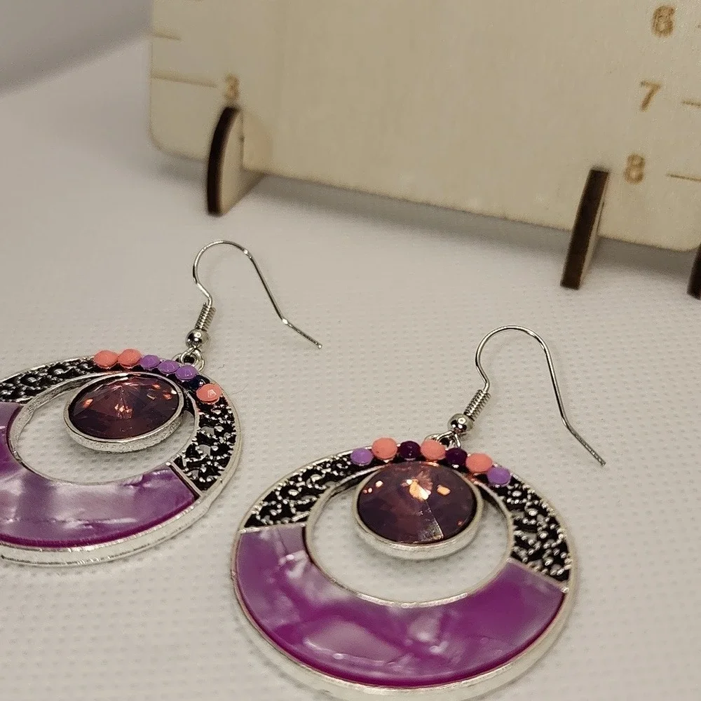 Elegant Purple and Silver Earrings‎